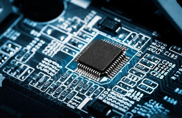 供應 [Infineon] 分立半導體產品： 供應晶體管、晶閘管、二極管