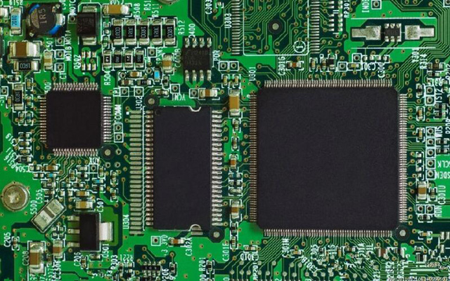 收購 [NXP] 芯片： 物聯(lián)網(wǎng)芯片、處理器 IC、汽車 MCU、砷化鎵 MMIC 放大器、觸摸傳感器
