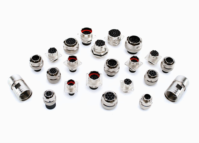 供應 Littelfuse 輕觸開關、DC車用連接器、溫度傳感器 和 碳化硅（SiC）產(chǎn)品