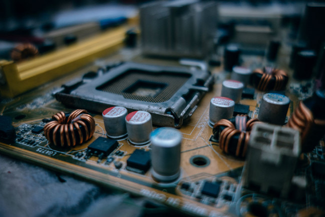 供應(yīng)（RENESAS）SRAM、多端口存儲(chǔ)器、總線交換機(jī)、非易失性存儲(chǔ)器